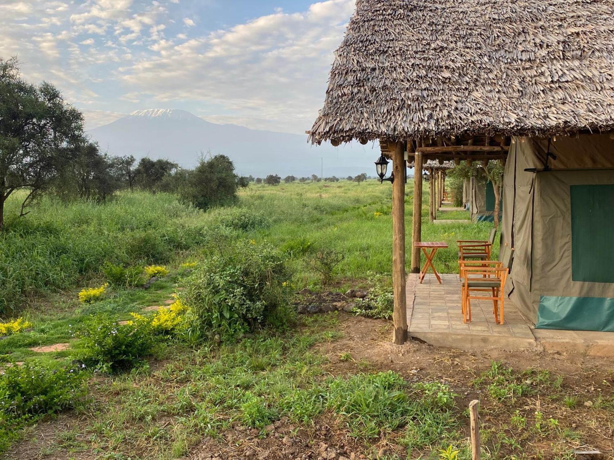Amboseli Discovery Camp Luaran gambar