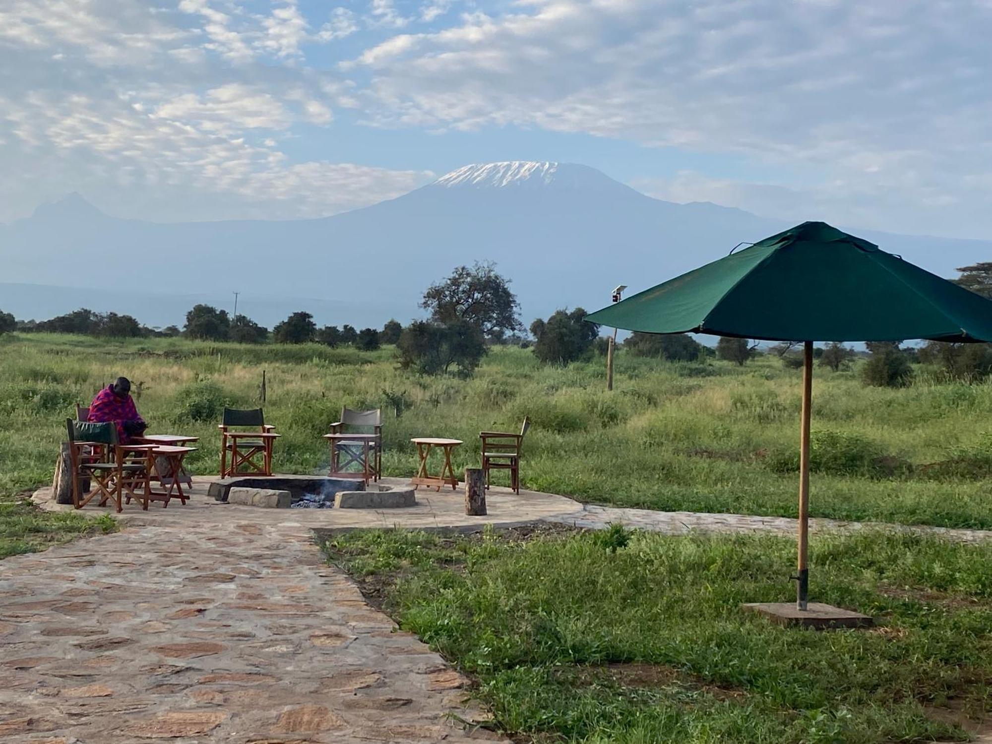 Amboseli Discovery Camp Luaran gambar