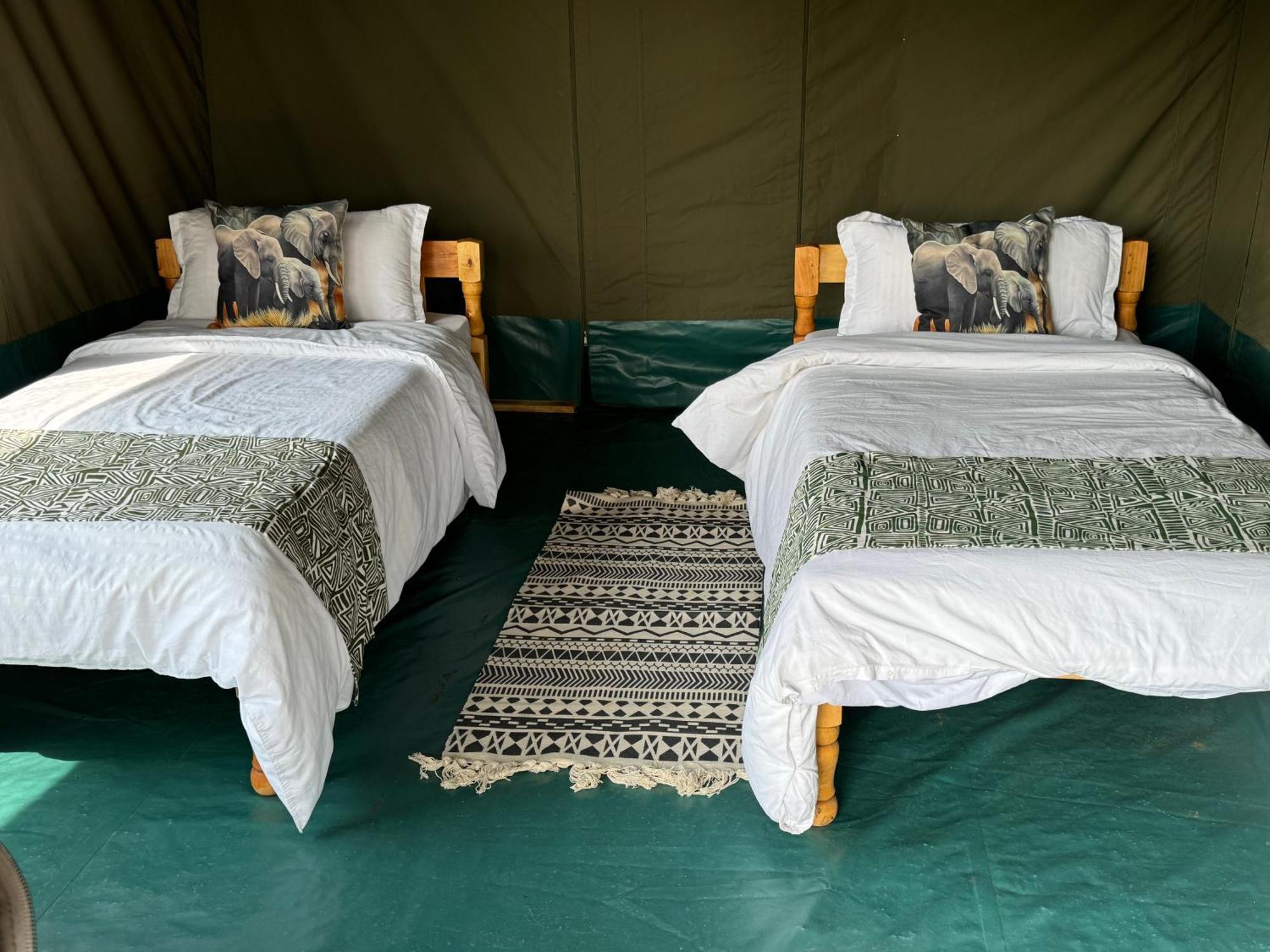 Amboseli Discovery Camp Luaran gambar